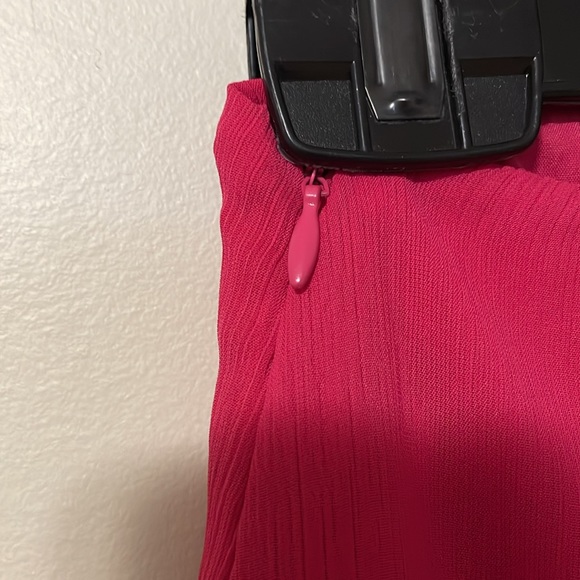 MORE TO COME - Fiona Skirt Set - Hot Pink - XSmall - Picture 8 of 9